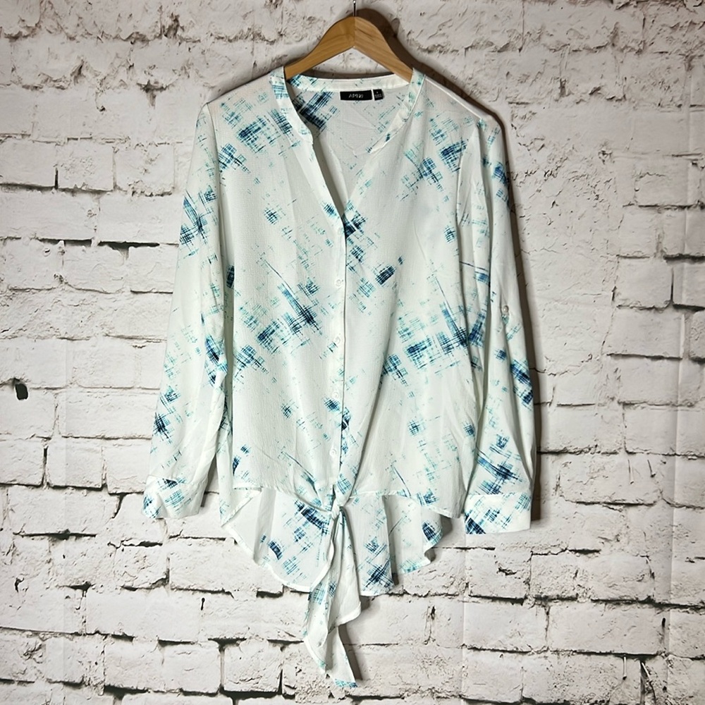 Women’s white, long sleeve high, low button up tie front blouse L